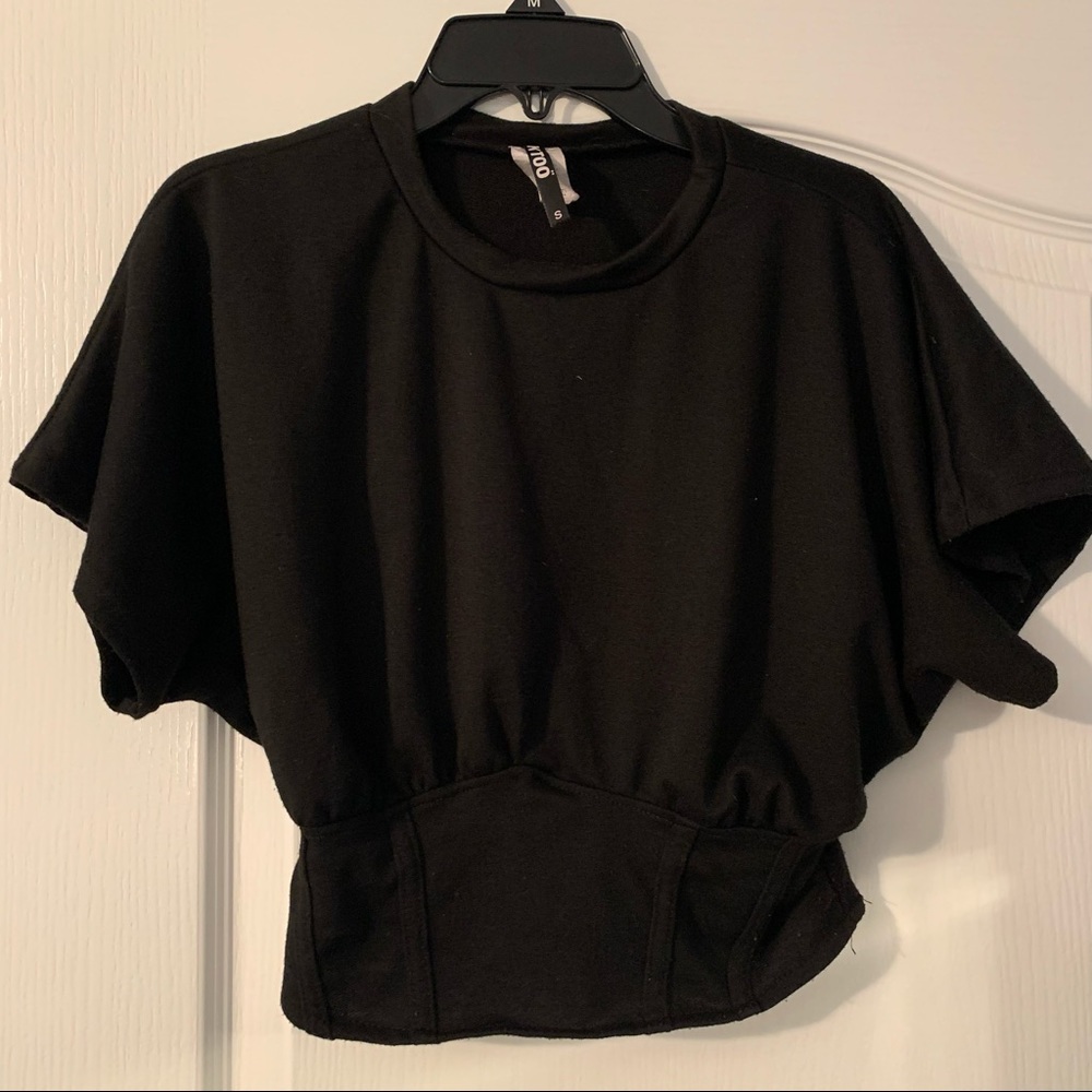 K TOO CROPPED BLACK TOP
